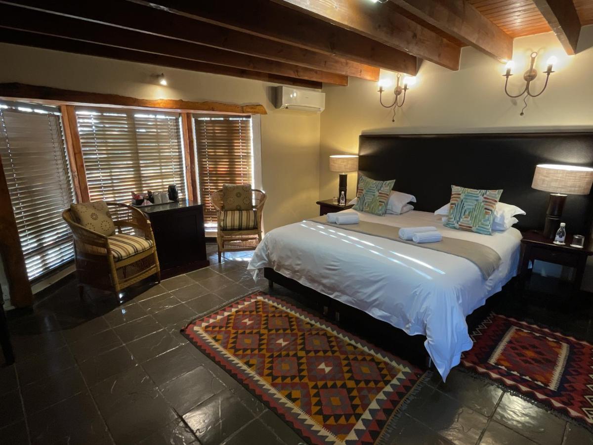 Mongena Private Game Lodge Rust de Winter Esterno foto