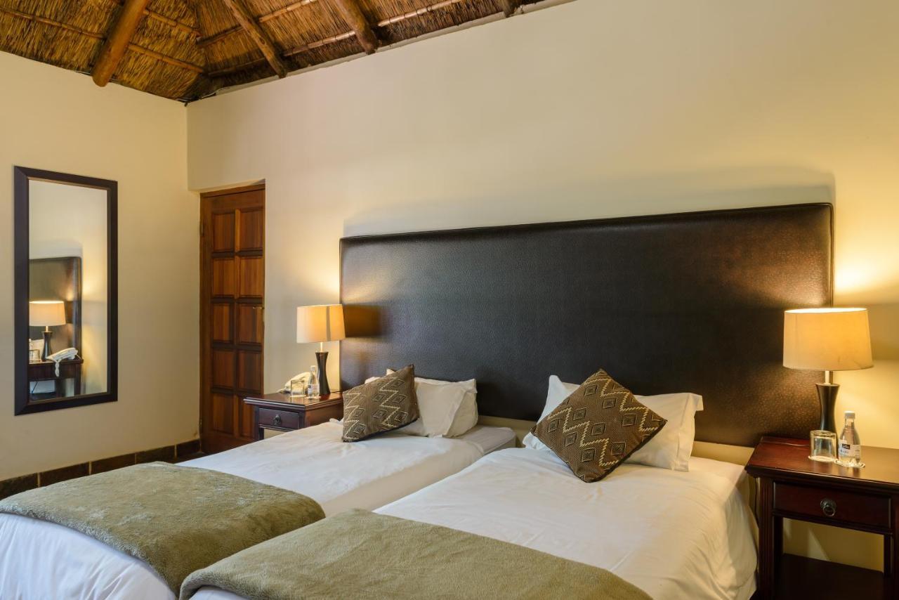 Mongena Private Game Lodge Rust de Winter Esterno foto